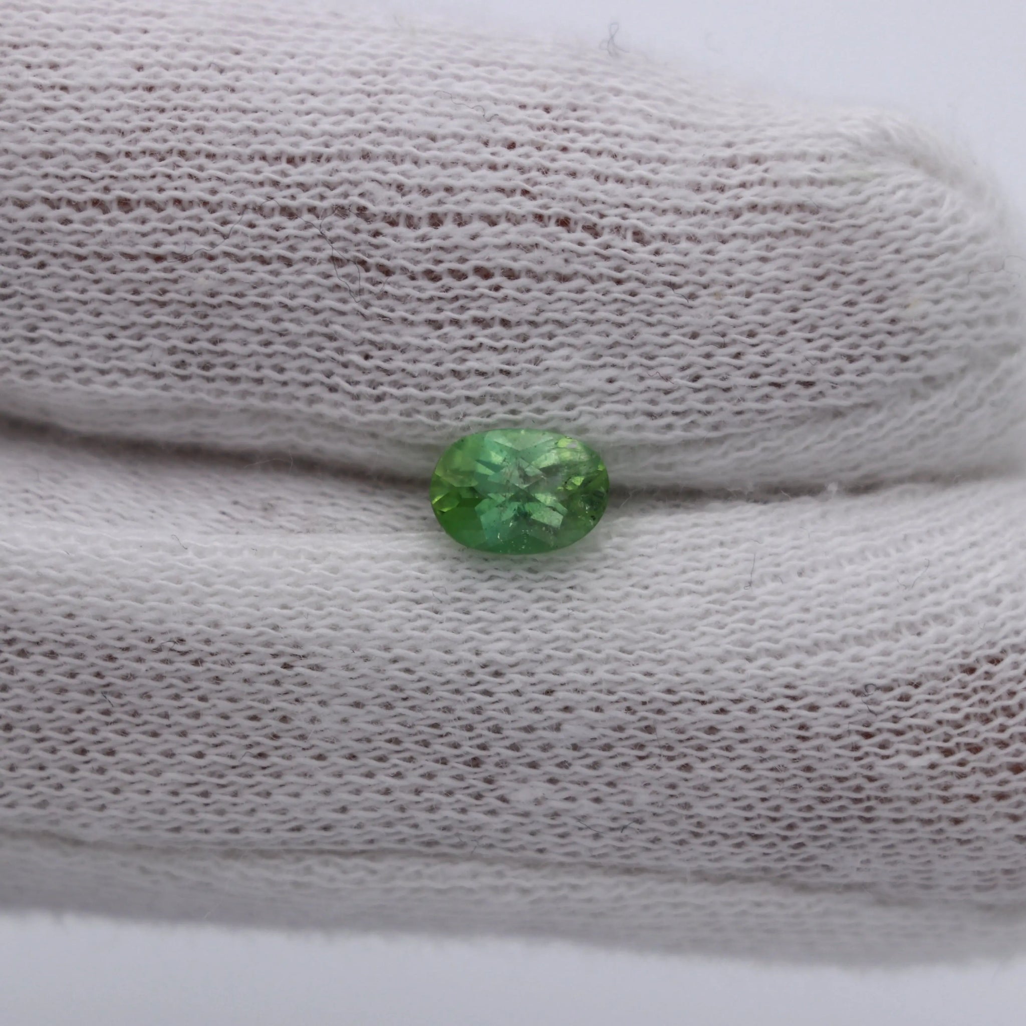 Pierre Précieuse Grenat Démantoïde Verte 0.47 Ct - Naturelle, Non Chauffée, Namibie