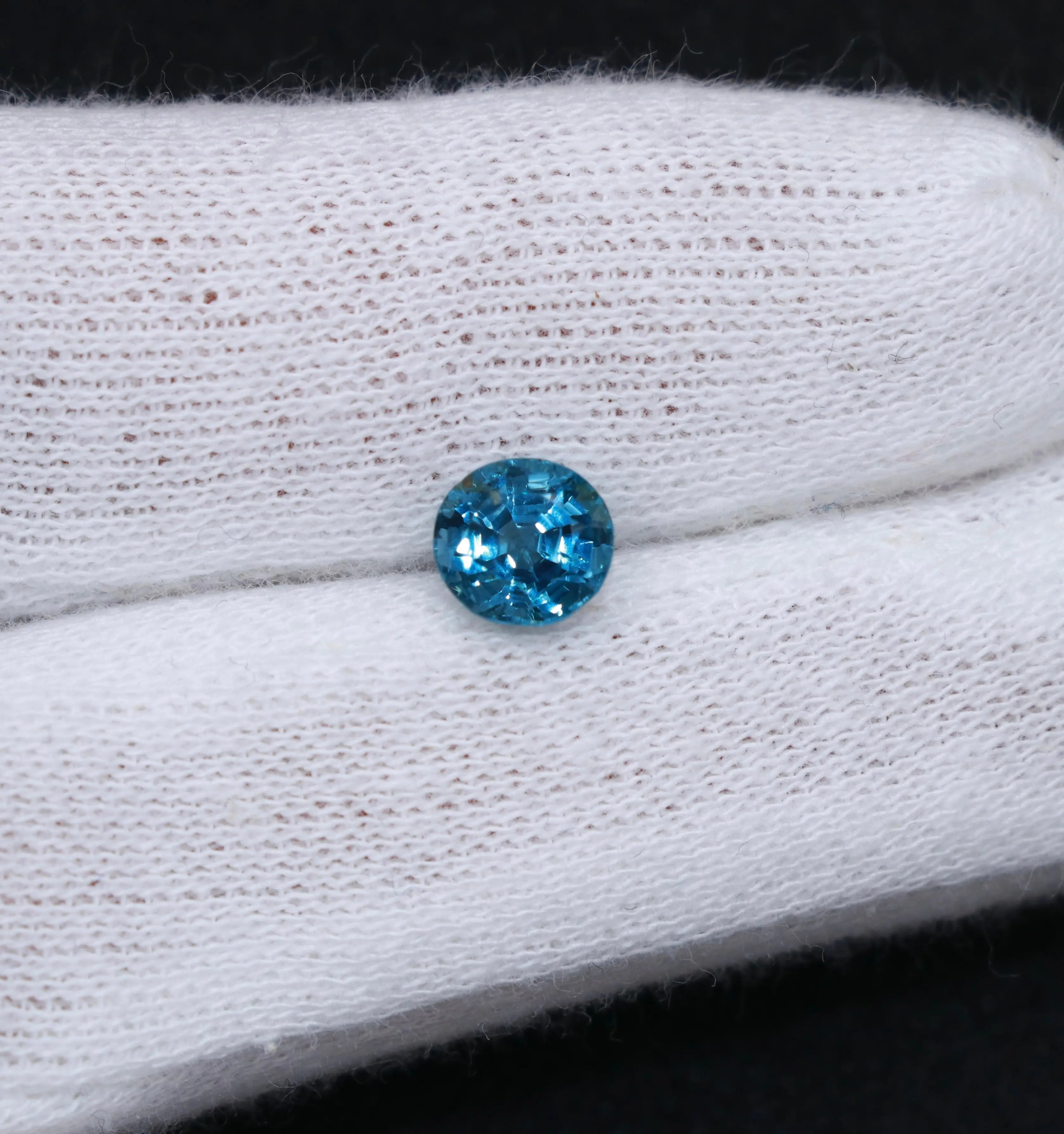 Saphir-Birmanie-1.82ct-Non-chauffe-mael-gems