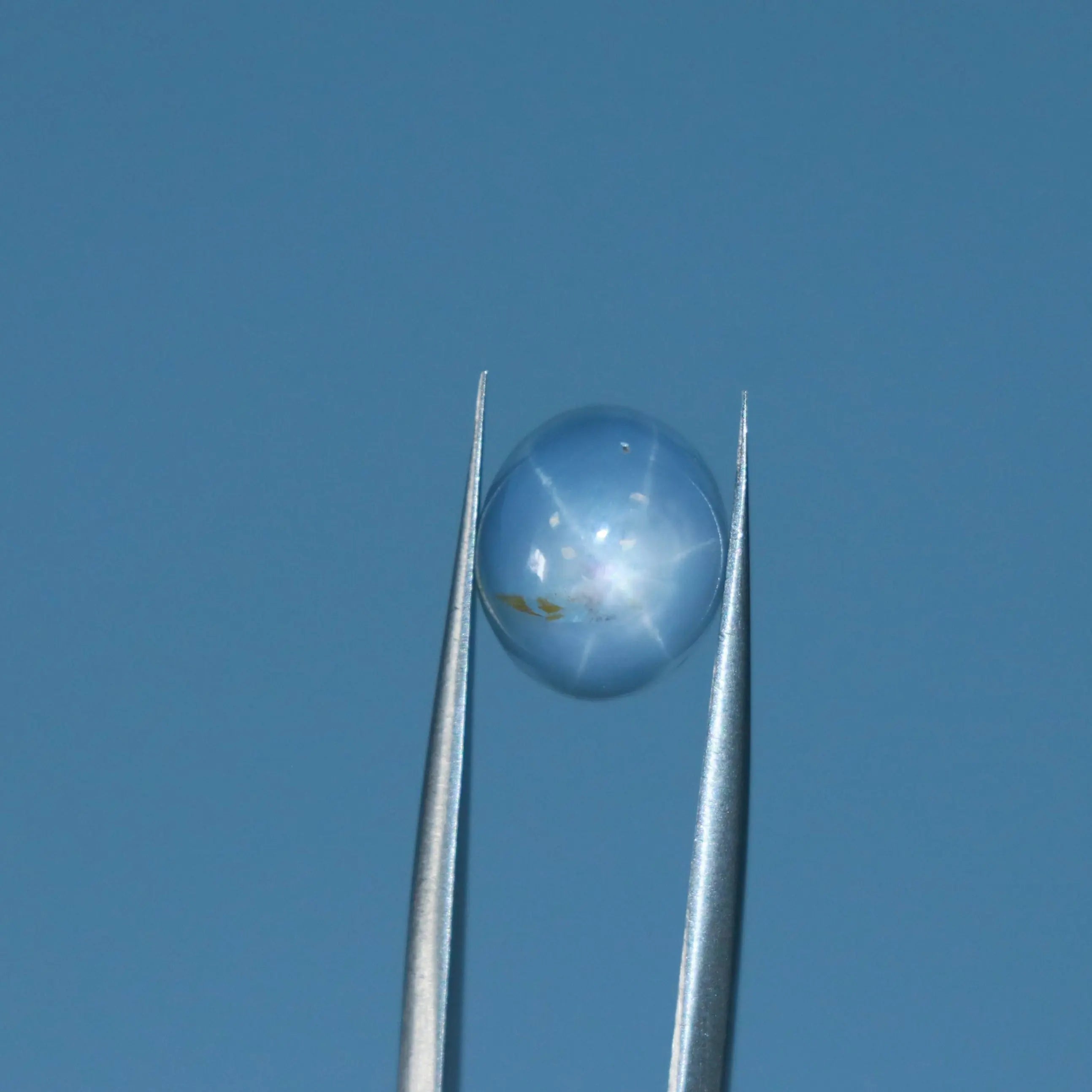 Saphir-Etoile-Gris-4.51ct-Sri-Lanka-mael-gems