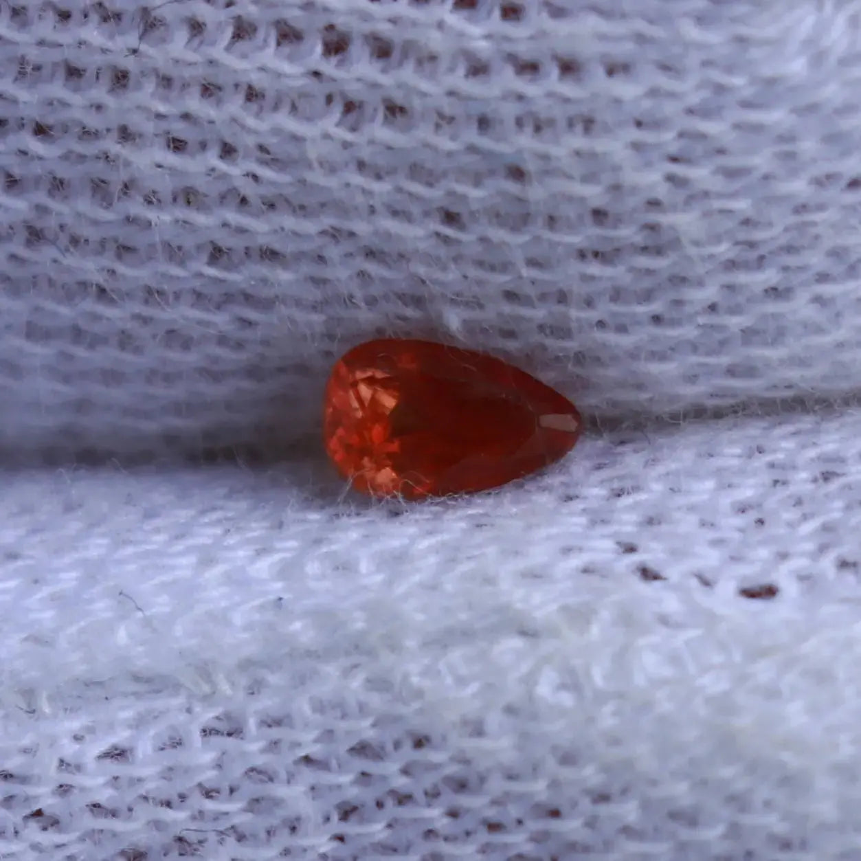 Saphir Padparadscha 0.35 carat Non Chauffé Mozambique mael-gems
