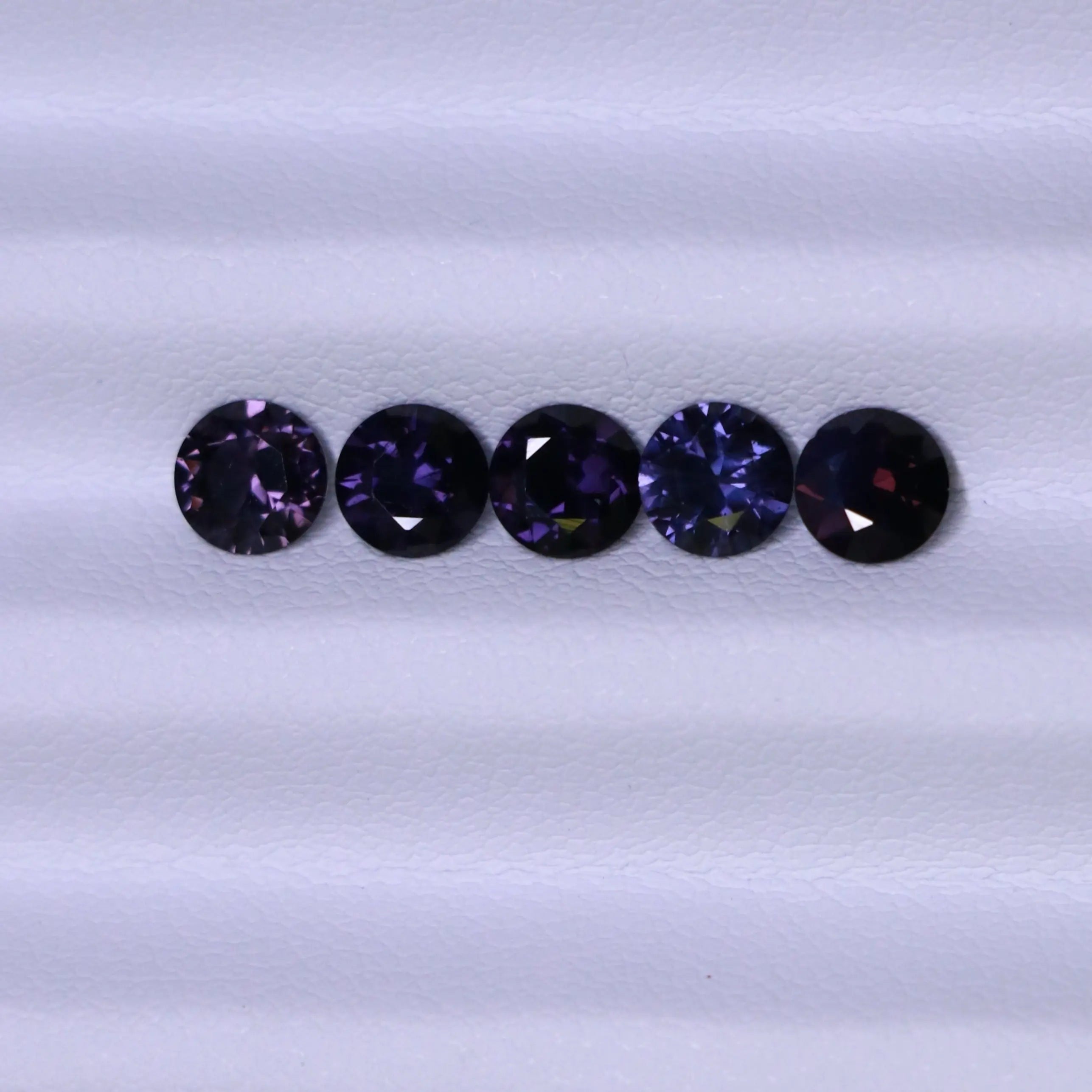 Spinelles-violets-5mm-Sri-Lanka-Non-Chauffes-mael-gems