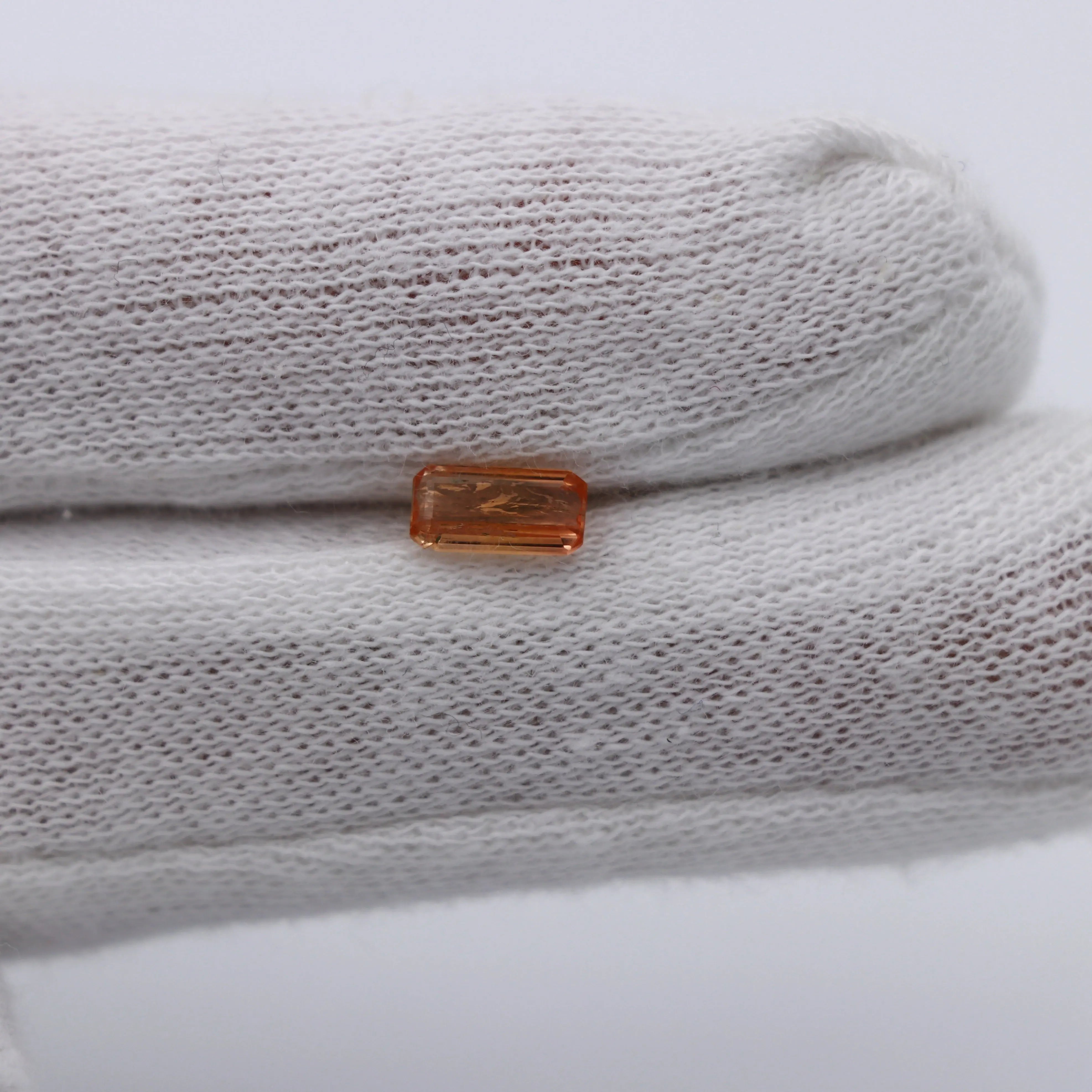 Topaze-Imperiale-0.97ct-Bresil-Ouro-Preto-mael-gems