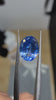 Vidéo d’un saphir de Ceylan naturel 0.70 carat, bleu profond, traité par chauffage, présenté sur fond neutre.

Une vidéo qui met en valeur ce saphir de ceylan, une pierre précieuse d'une qualité exceptionnelle.